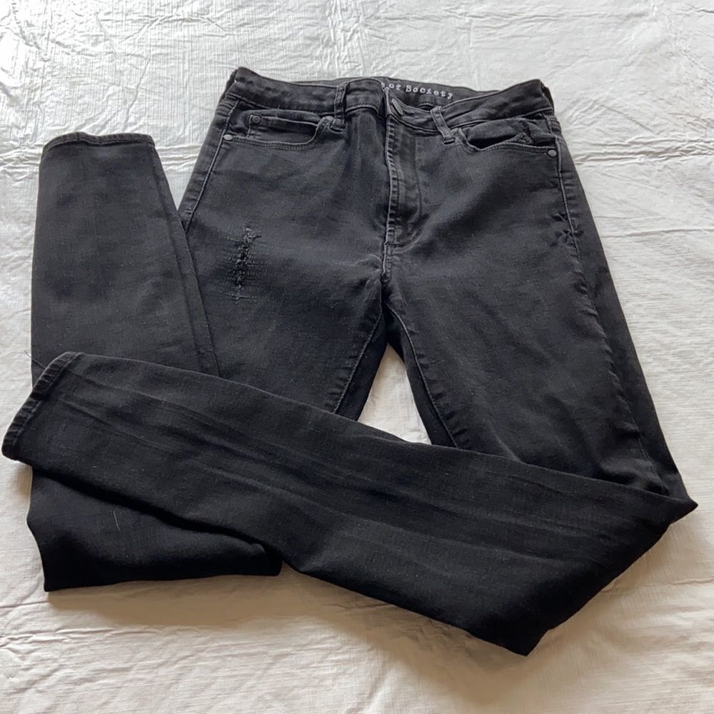 Articles of Society Black Distressed Skinny Jean